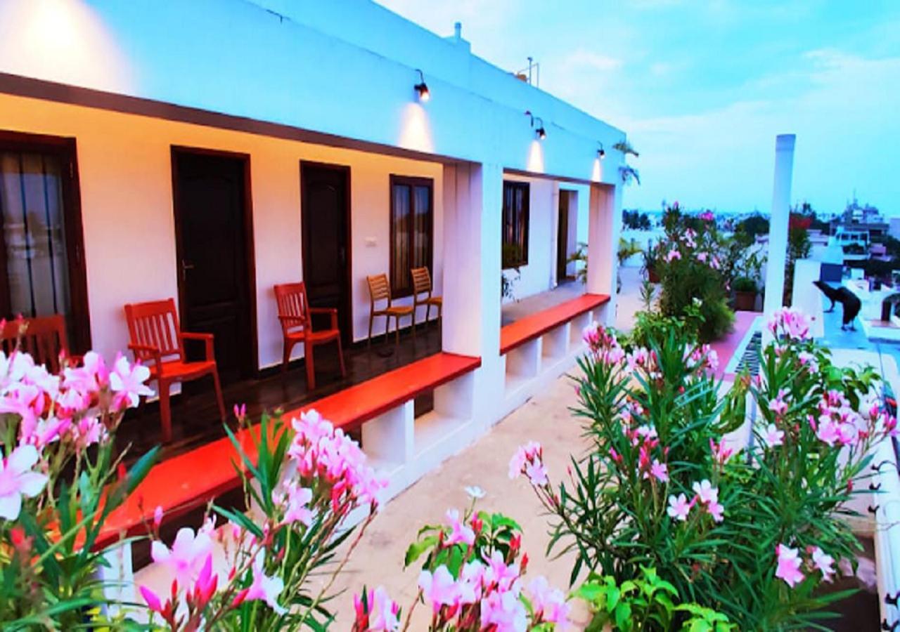 The French Villa Elite Pondicherry Eksteriør bilde