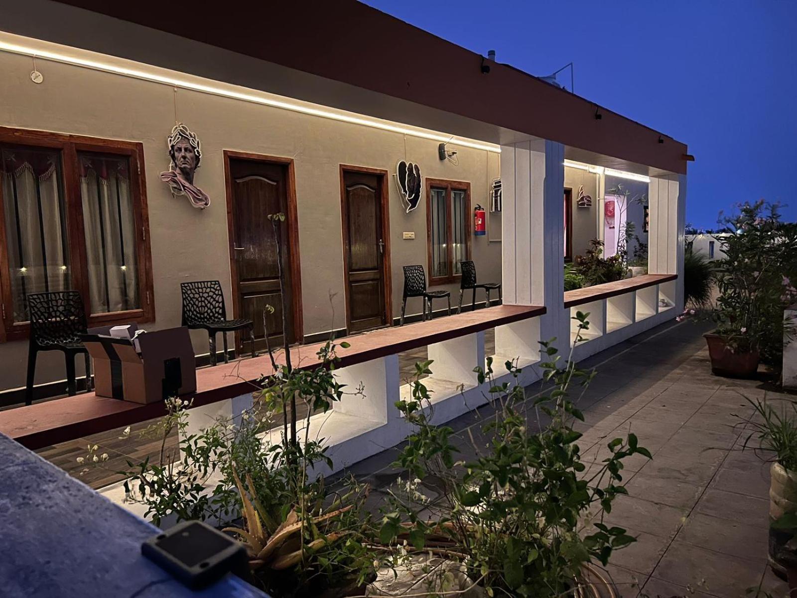The French Villa Elite Pondicherry Eksteriør bilde